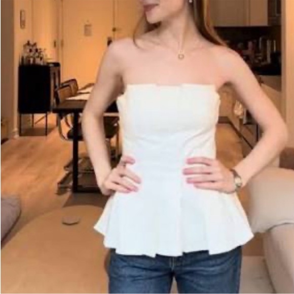 SALE • NWT • Ashlyn Top in size 6 - Picture 5 of 7